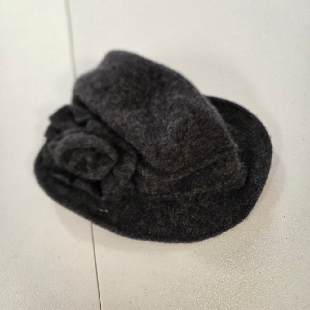 Charcoal Gray 100% Wool Cloche Hat with Rosette Flower Detail RN120543 One Size